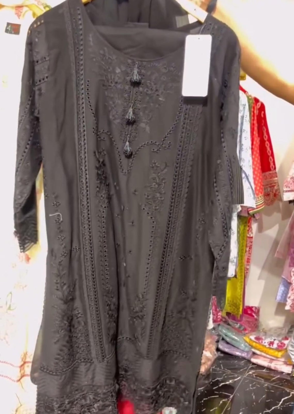 Trendy Embroidered 3-Piece Suit