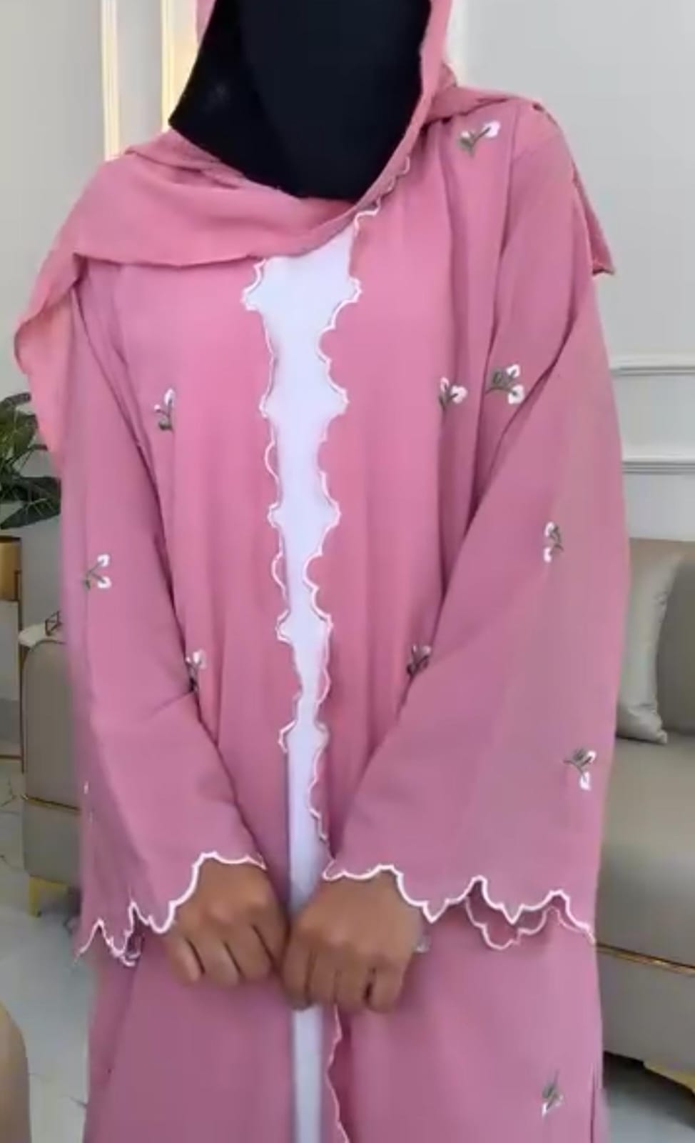 Beautiful &amp; Trendy Abaya Full Set for Modern Modesty