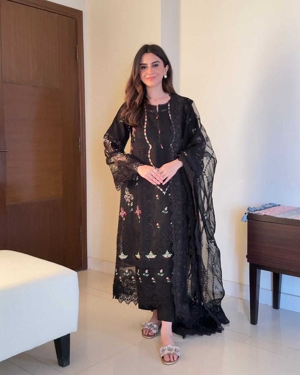 Luxury Embroidered 3-Piece Suit for Women 👑