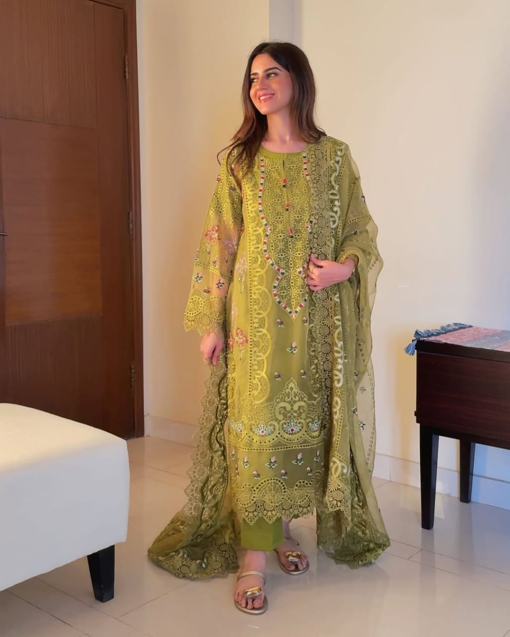 Luxury Embroidered 3-Piece Suit for Women 👑
