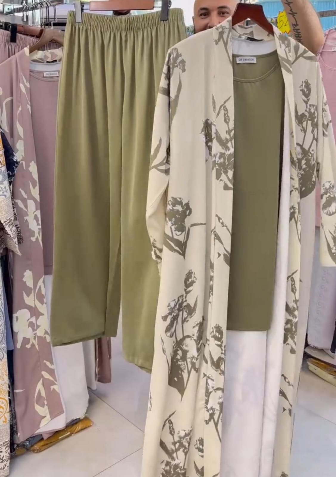 Trendy Printed Long Shrug Set (3-Piece) 🌟