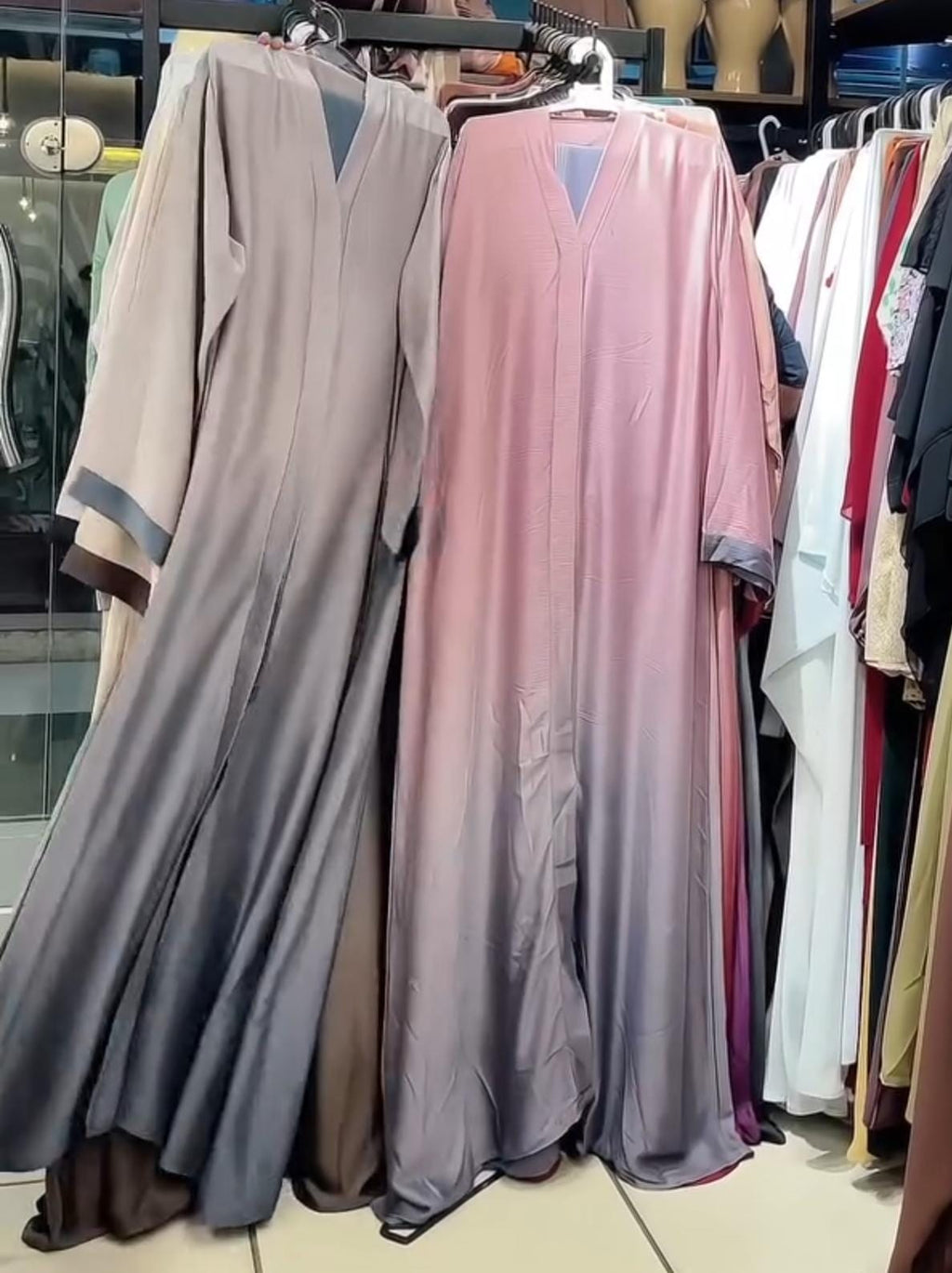 Trendy Double Shade Abaya – Elegant. Modest. Modern