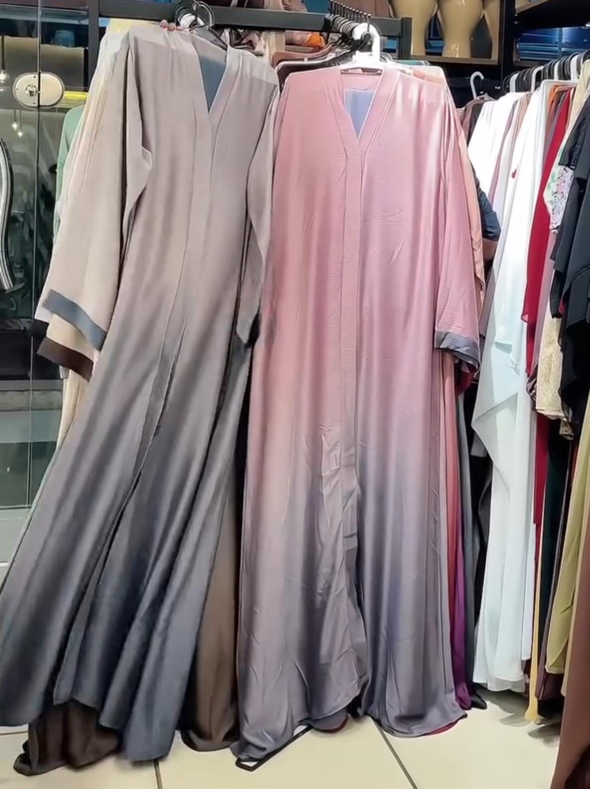 Trendy Double Shade Abaya – Elegant. Modest. Modern