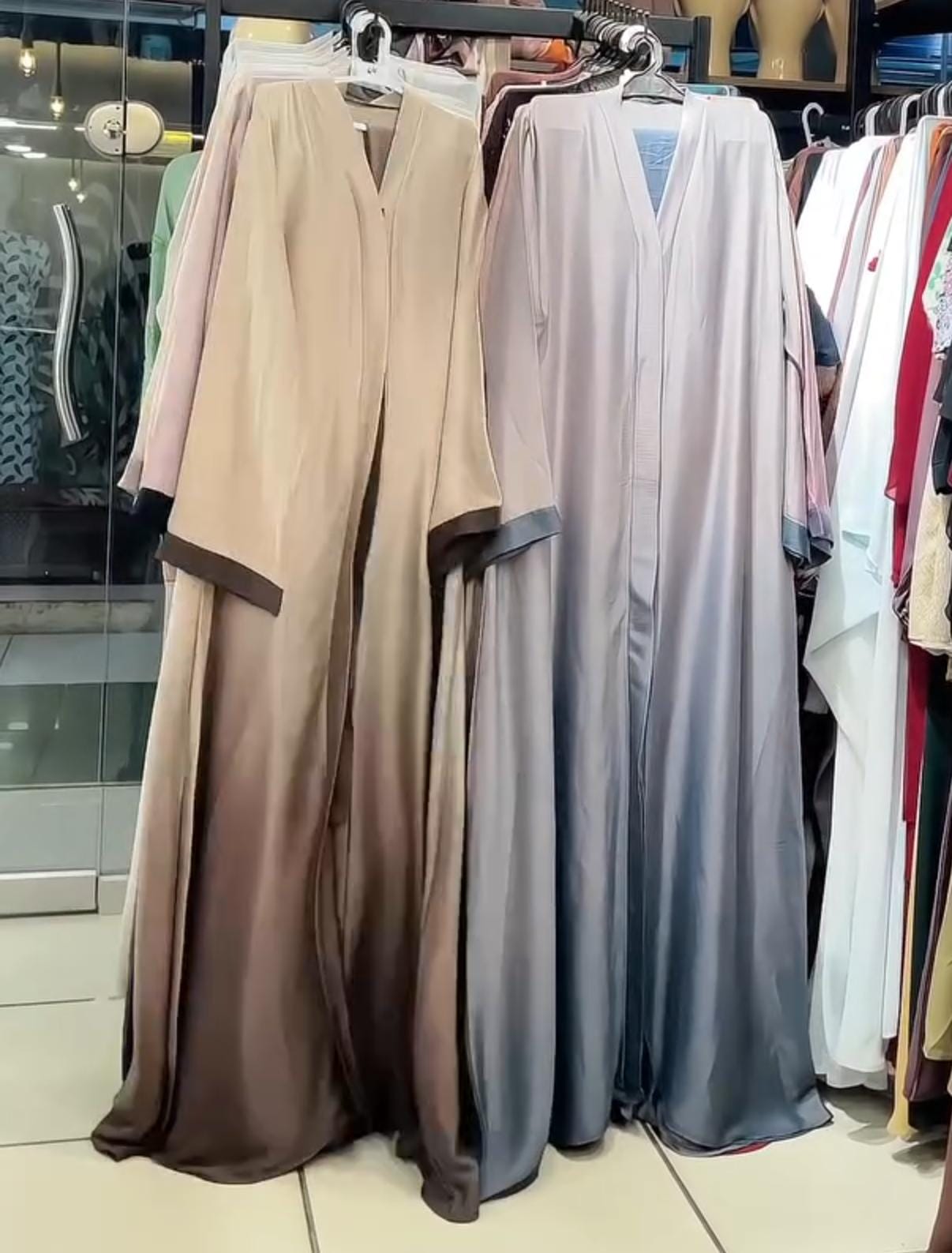 Trendy Double Shade Abaya – Elegant. Modest. Modern