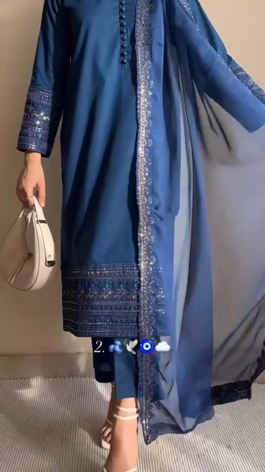 Elegant Women’s 3-Piece Embroidered Suit ✨