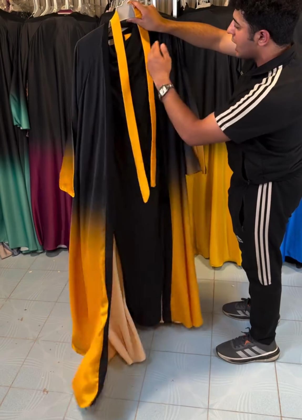 Double Shade Abaya for Women ✨🖤