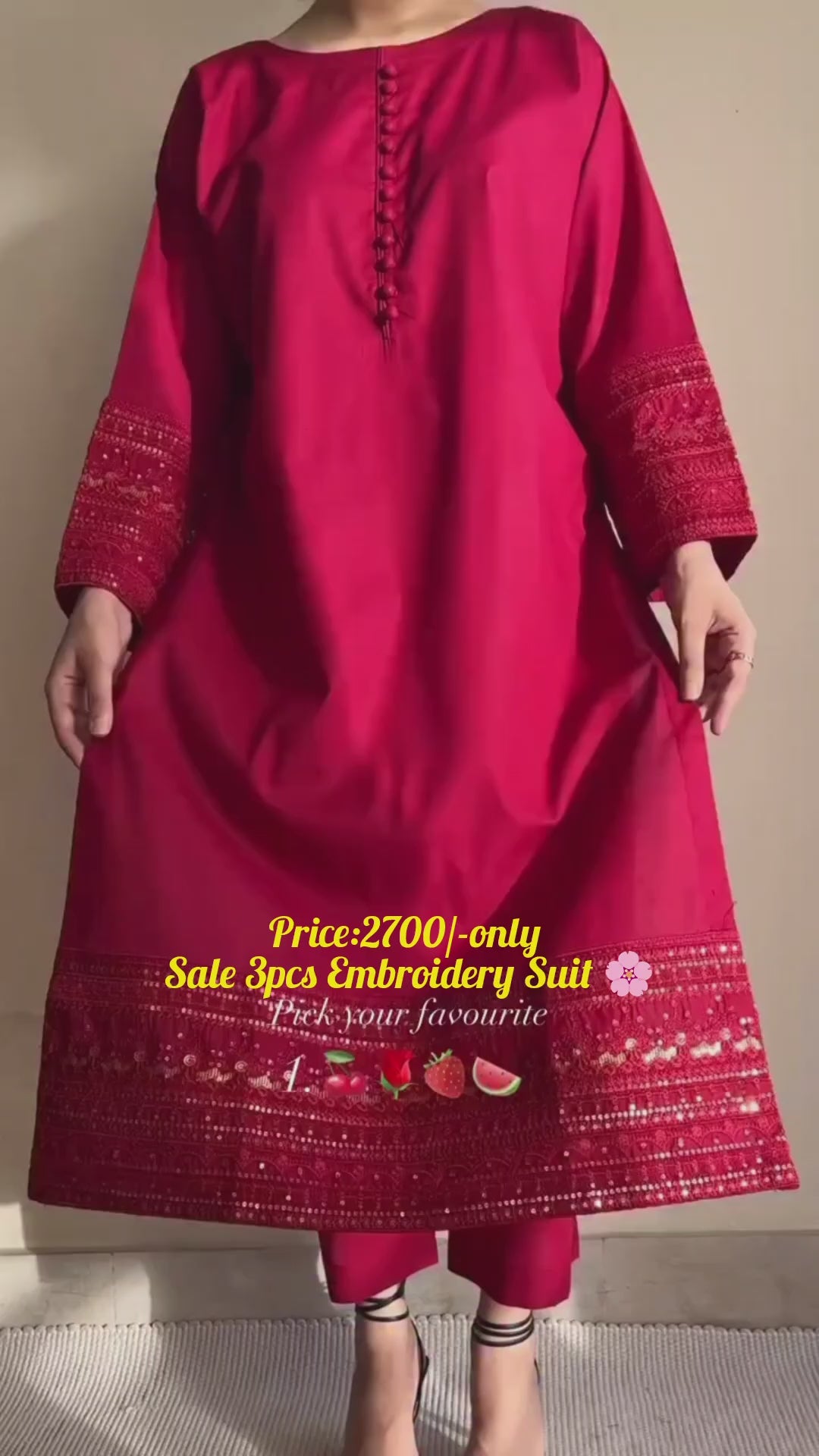 Elegant Women’s 3-Piece Embroidered Suit ✨